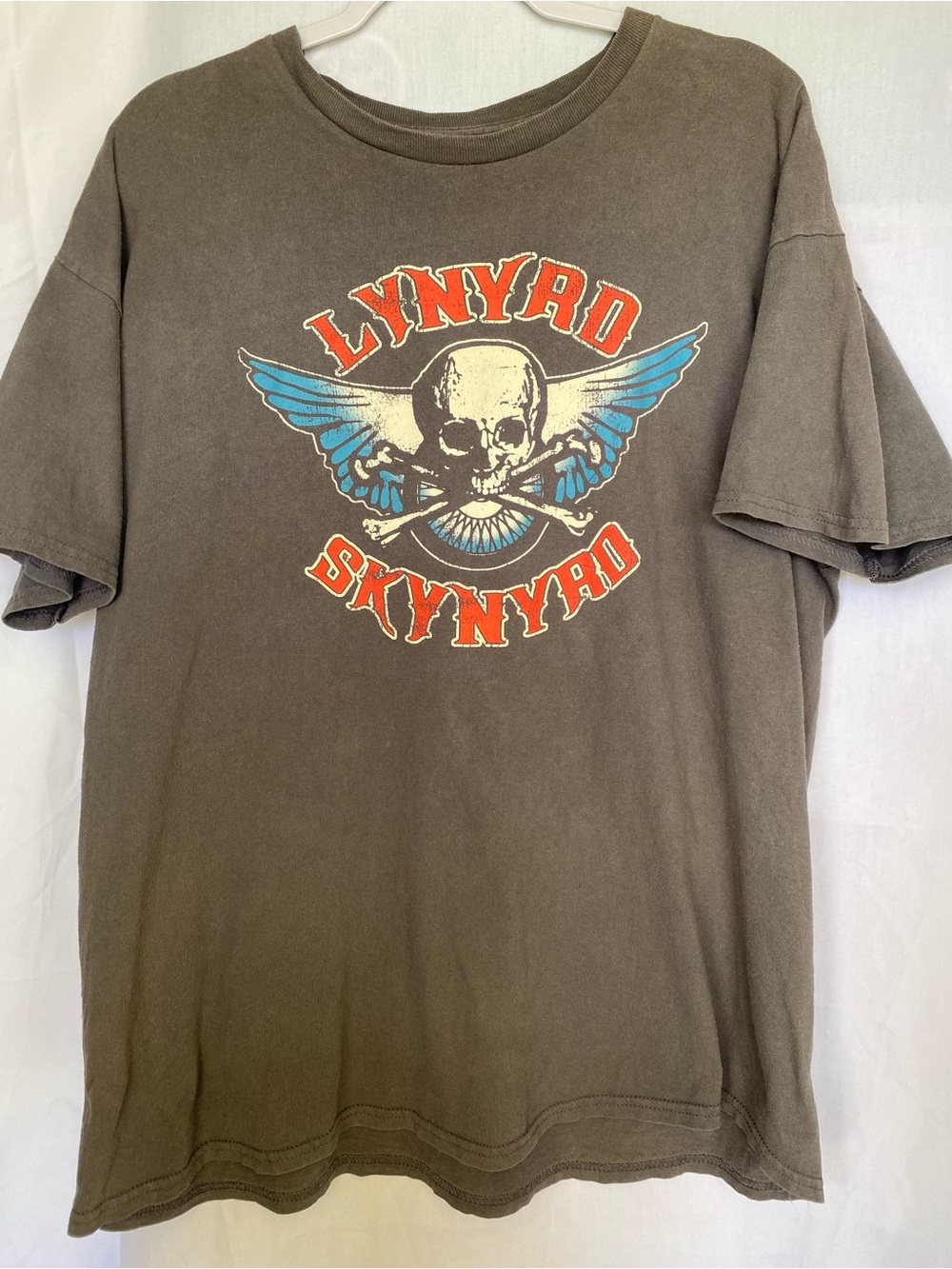 Lynyrd Skynyrd Skull Wings Logo Graphic Crew Neck Short Sleeve Gray Men's XL